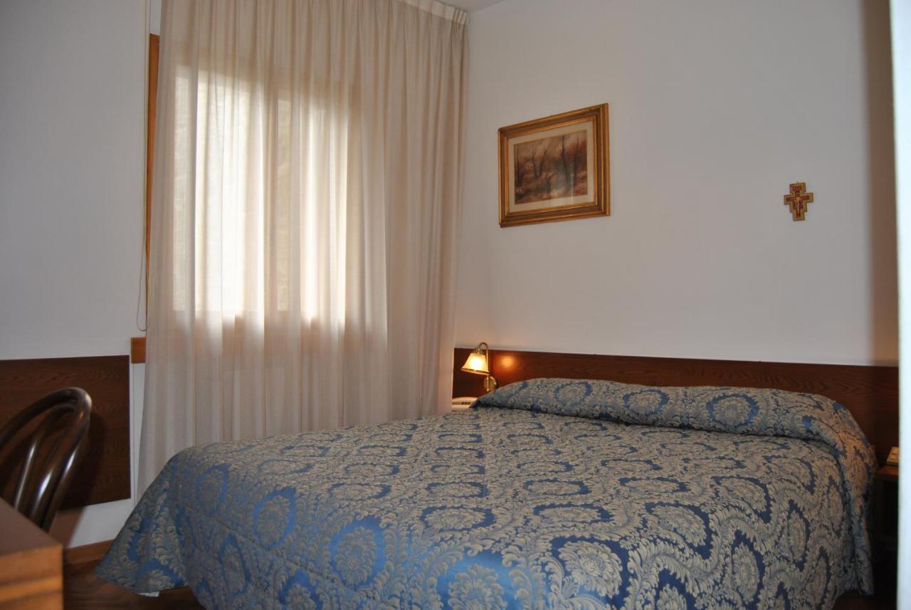 Hotel Archimede Reggello Szoba fotó