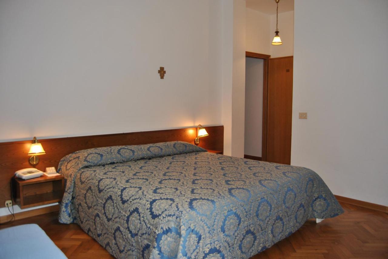 Hotel Archimede Reggello Szoba fotó